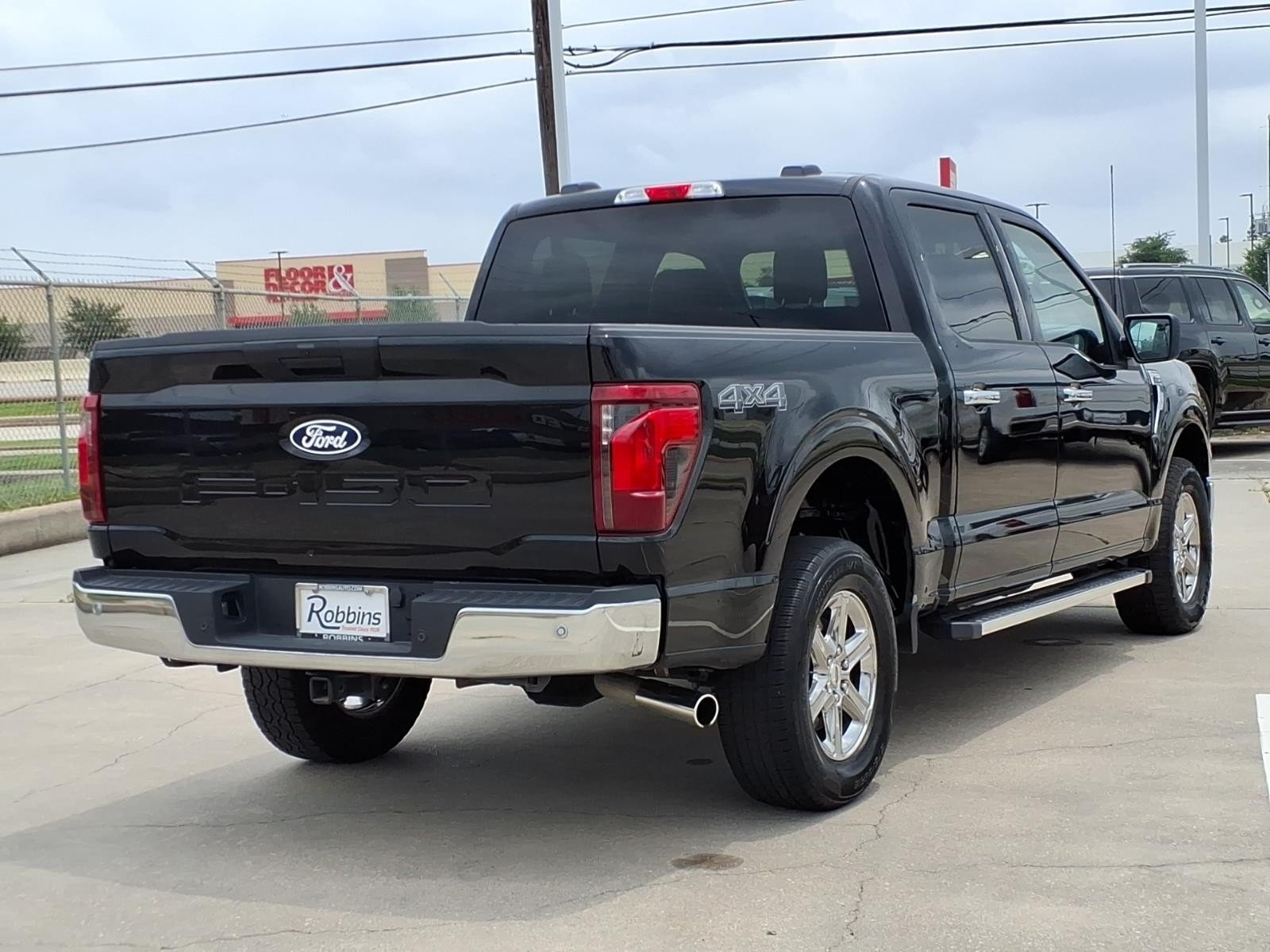 2025 Ford F-150 XLT - 4