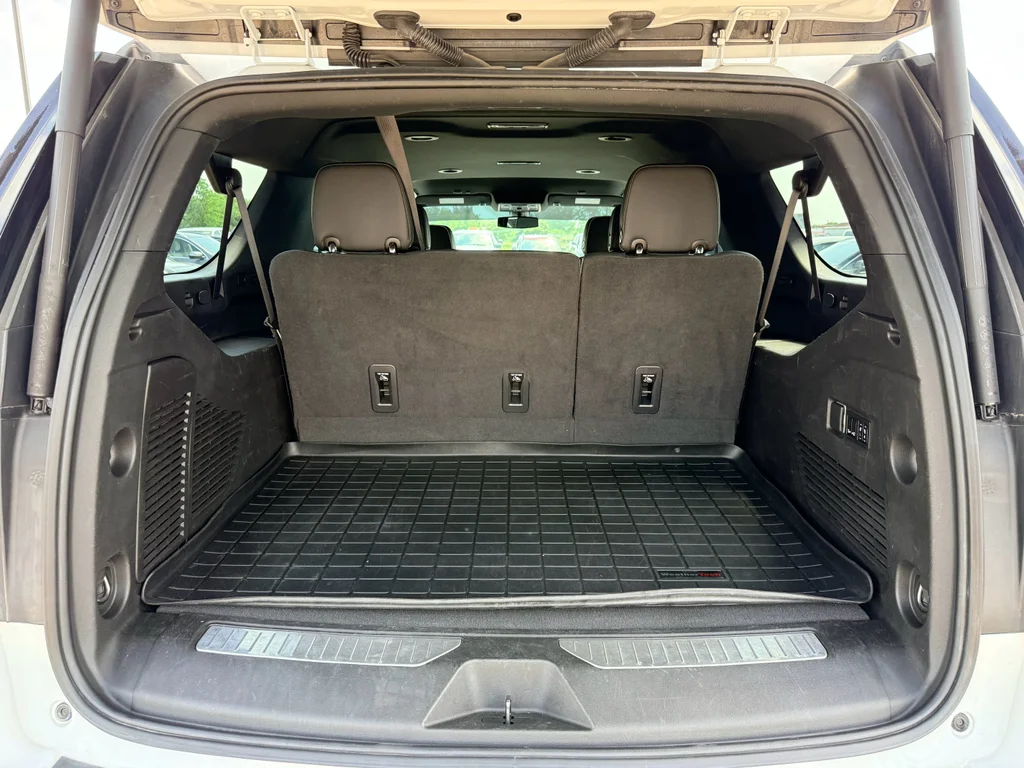 Used 2022 Summit White Chevrolet Premier image 27