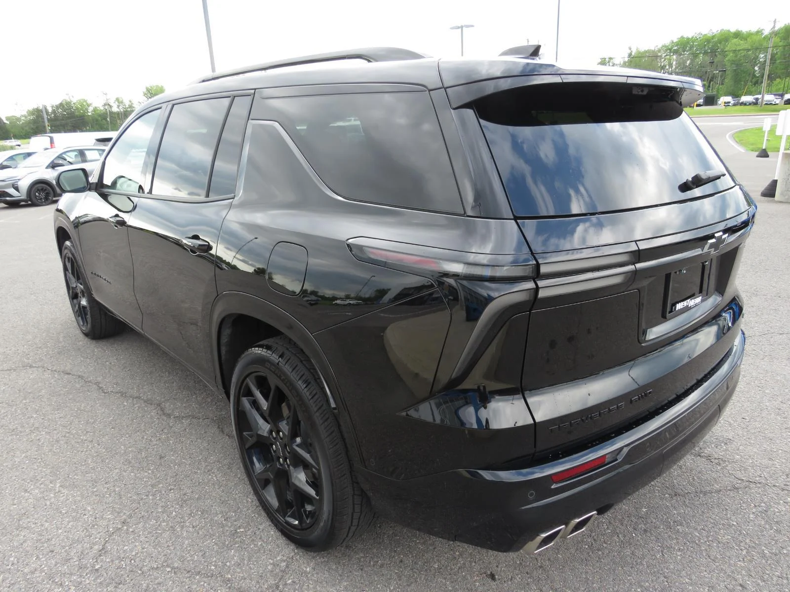 Used 2025 Mosaic Black Metallic Chevrolet RS image 11
