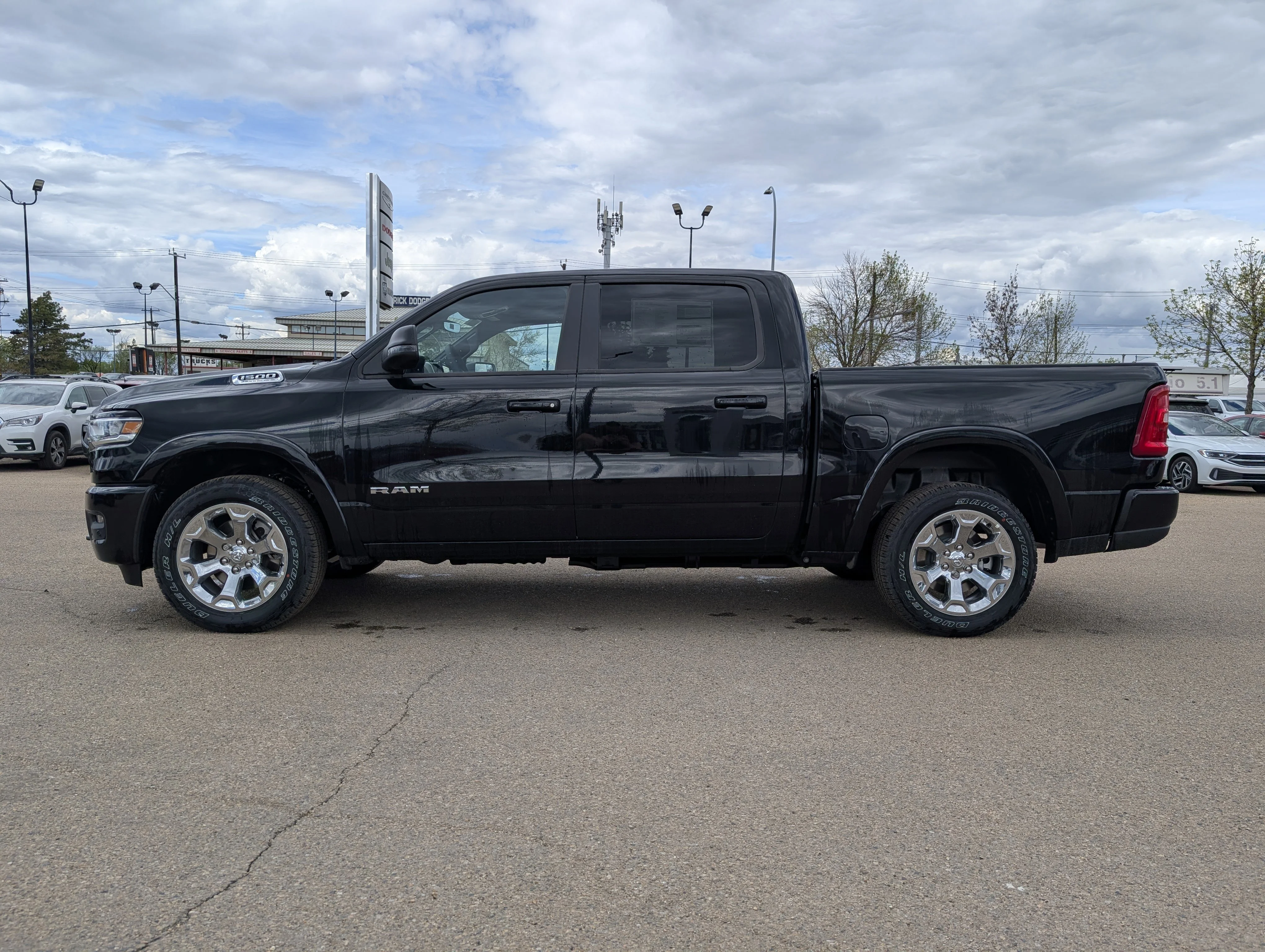 New 2026 Diamond Black Crystal Pearl Ram Big Horn image 3