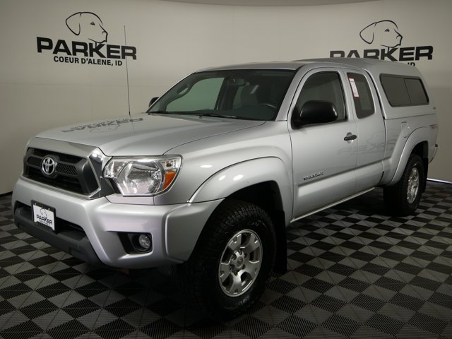 Used 2013 Silver Streak Metallic Toyota Extended Cab TRD Off-Road w/ Extra Value Pkg image 1
