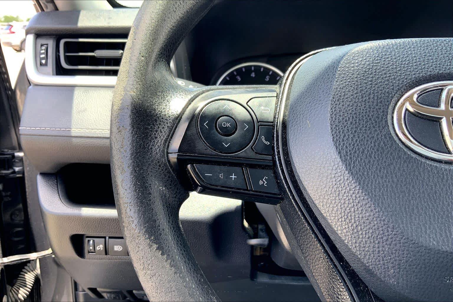 Used 2021 Magnetic Gray Metallic Toyota LE image 23