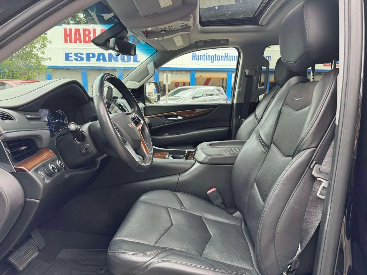 Used 2018 Black Raven Cadillac Luxury image 20