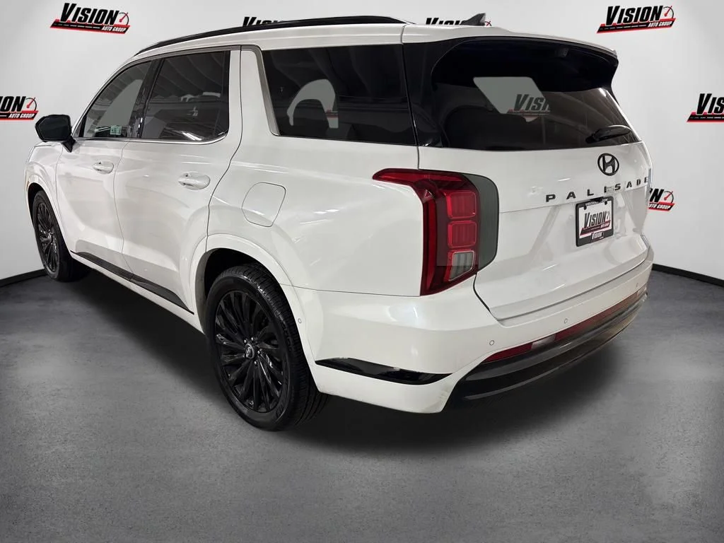 Used 2025 White Hyundai Calligraphy Night Edition image 7