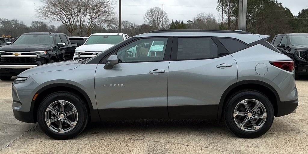New 2026 Sterling Gray Metallic Chevrolet 2LT image 8