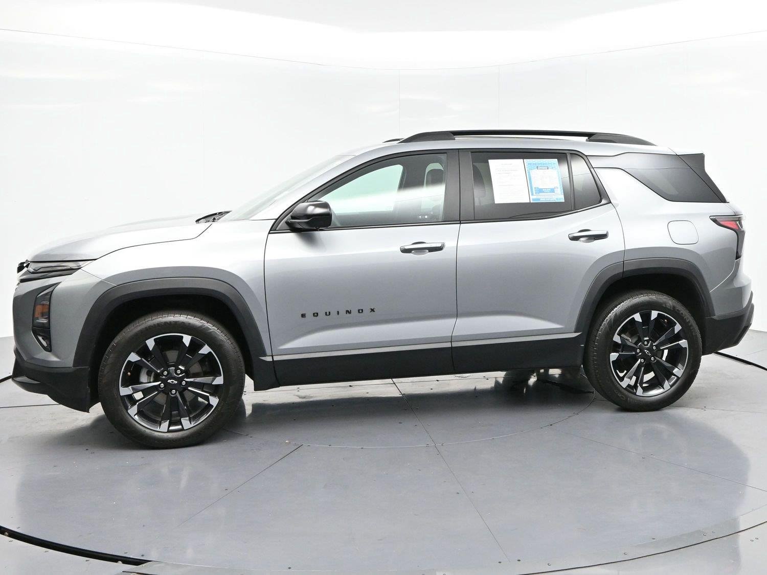 Used 2025 Sterling Gray Metallic Chevrolet FWD RS image 4