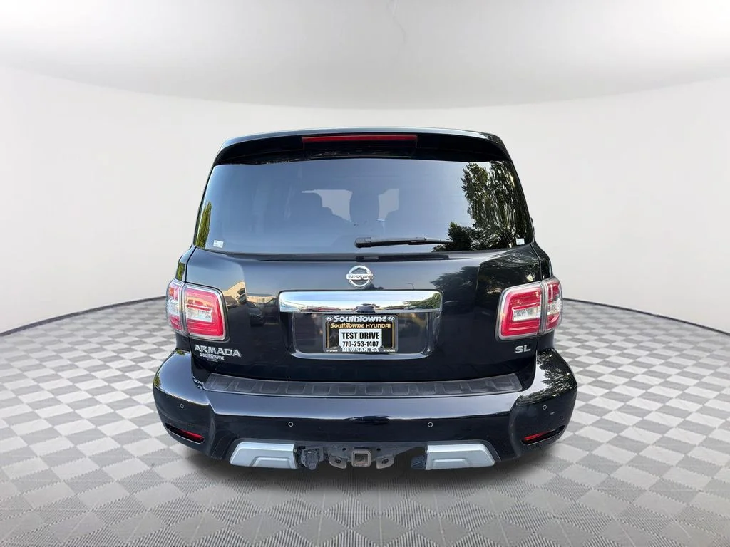 Used 2018 Black Nissan SL image 6