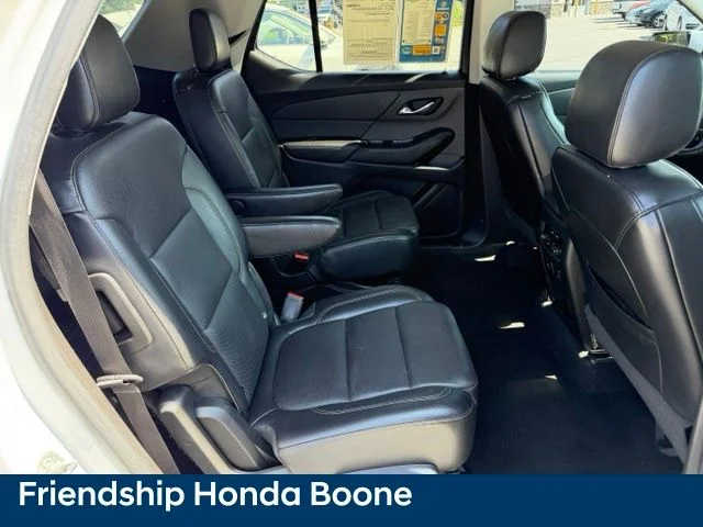 Used 2018 Beige Chevrolet Premier image 42