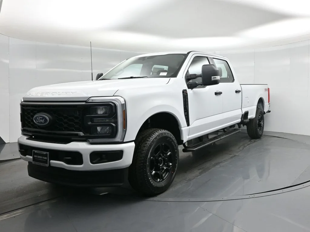 New 2026 Oxford White Ford XL image 18