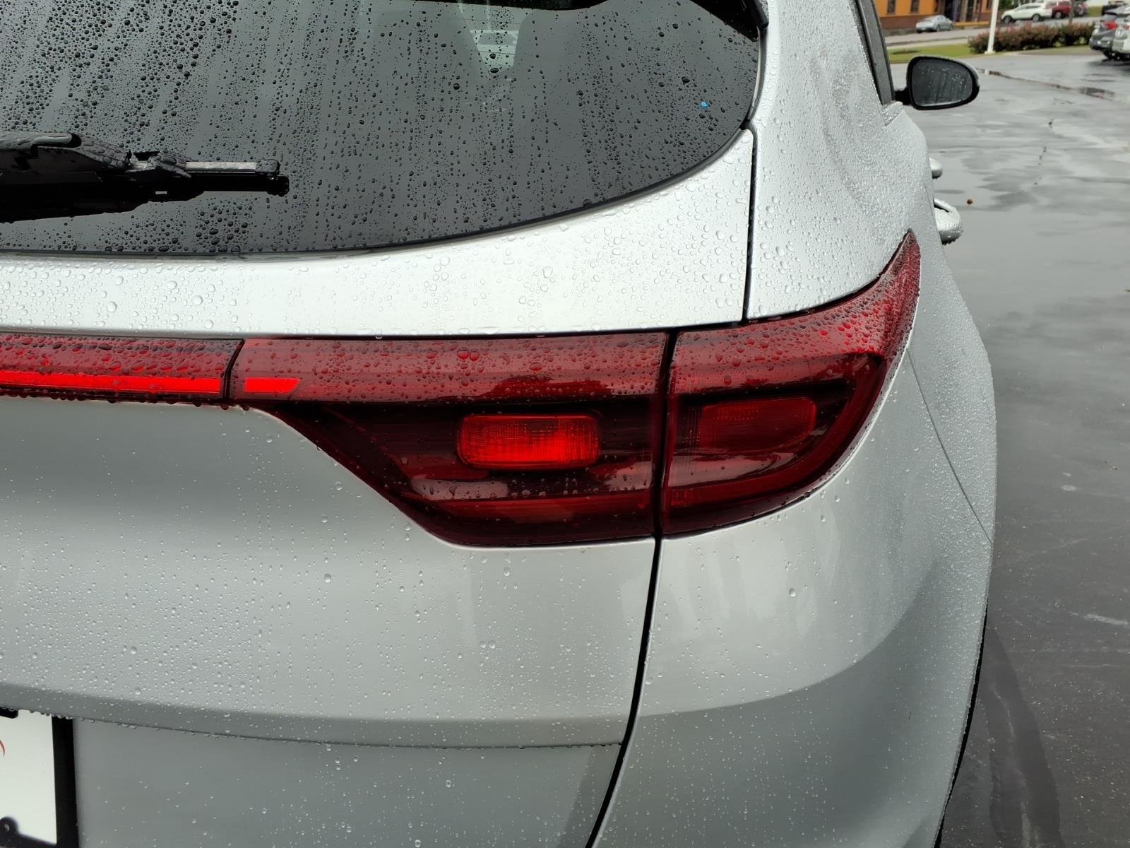 Used 2021 Snow White Pearl Kia LX image 18