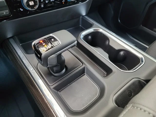 2025 Chevrolet Silverado 1500 LT - Photo 26