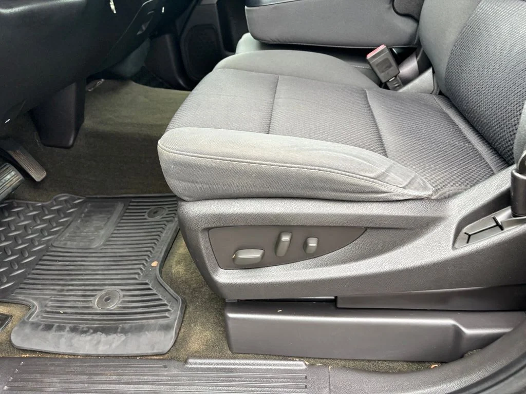 Used 2016 Black Chevrolet LT image 26