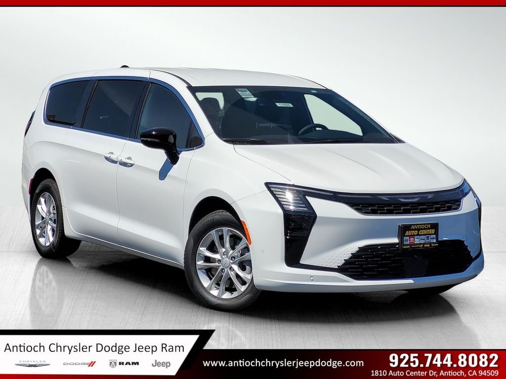 2027 Chrysler Pacifica Select AWD's photo