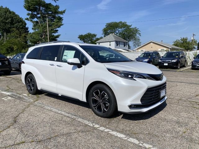 New 2026 Wind Chill Pearl Toyota Platinum image 1