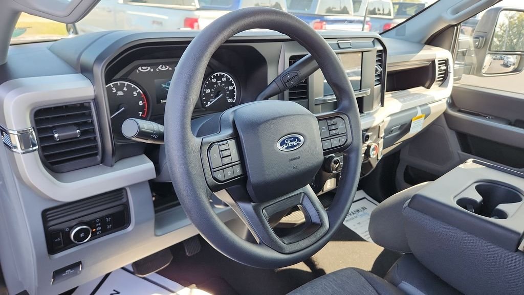 New 2026 White Ford XL image 17