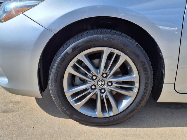 Certified Used 2017 CELESTIAL SILVER Toyota  image 9