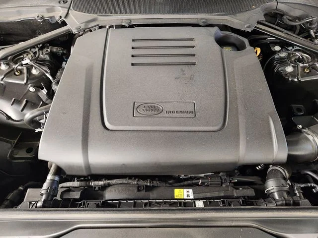 Used 2025 Black Land Rover S image 32