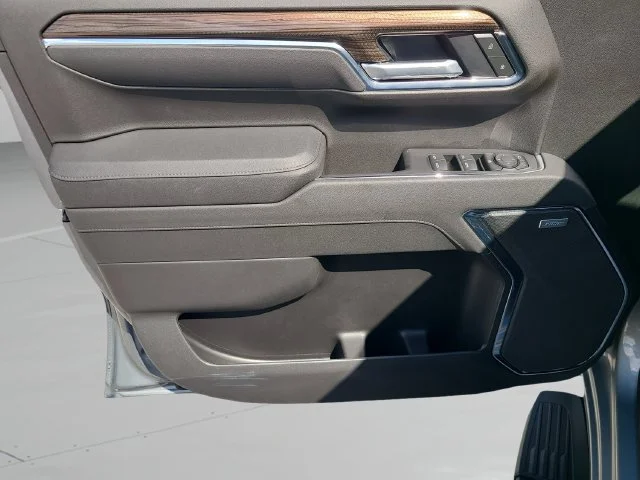 New 2026 Sterling Gray Metallic Chevrolet LT Trail Boss image 16