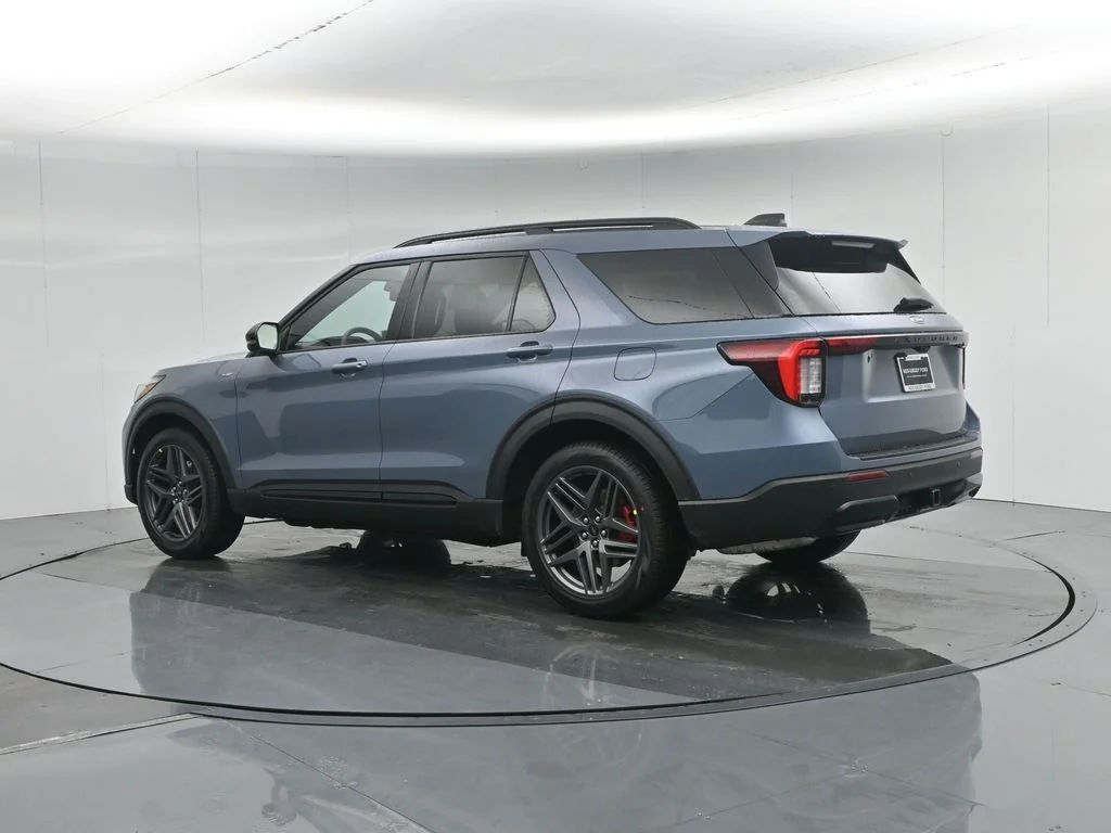 New 2026 Vapor Blue Metallic Ford ST-Line image 6