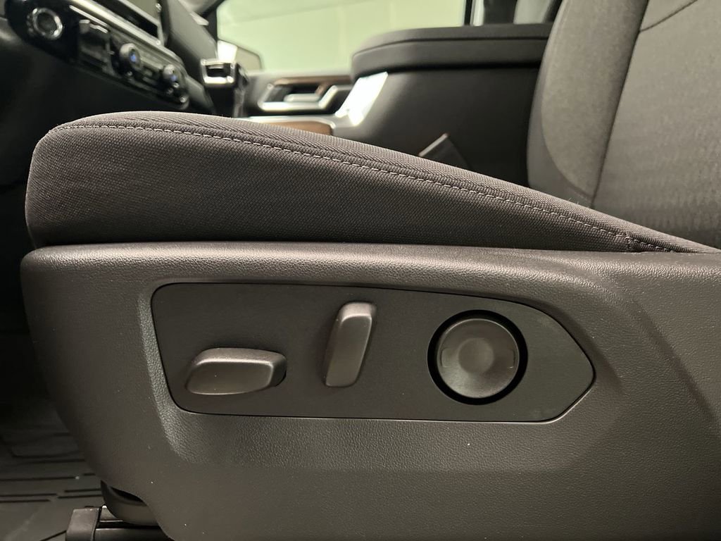 2026 Chevrolet Silverado 1500 LT - Photo 12