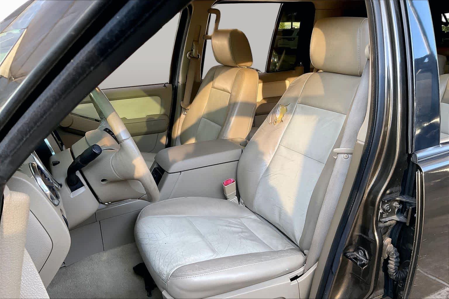 Used 2008 Black Ford XLT image 6