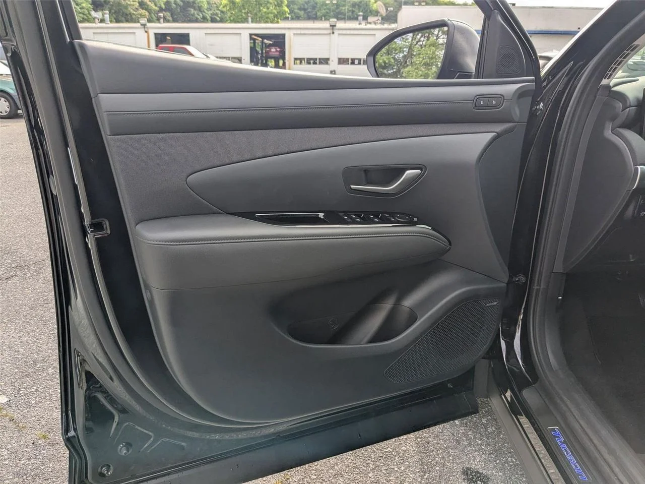 2025 Hyundai Tucson Limited - Photo 10