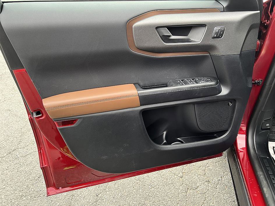 New 2026 Ruby Red Metallic Tinted Clearcoat Ford Outer Banks® image 9
