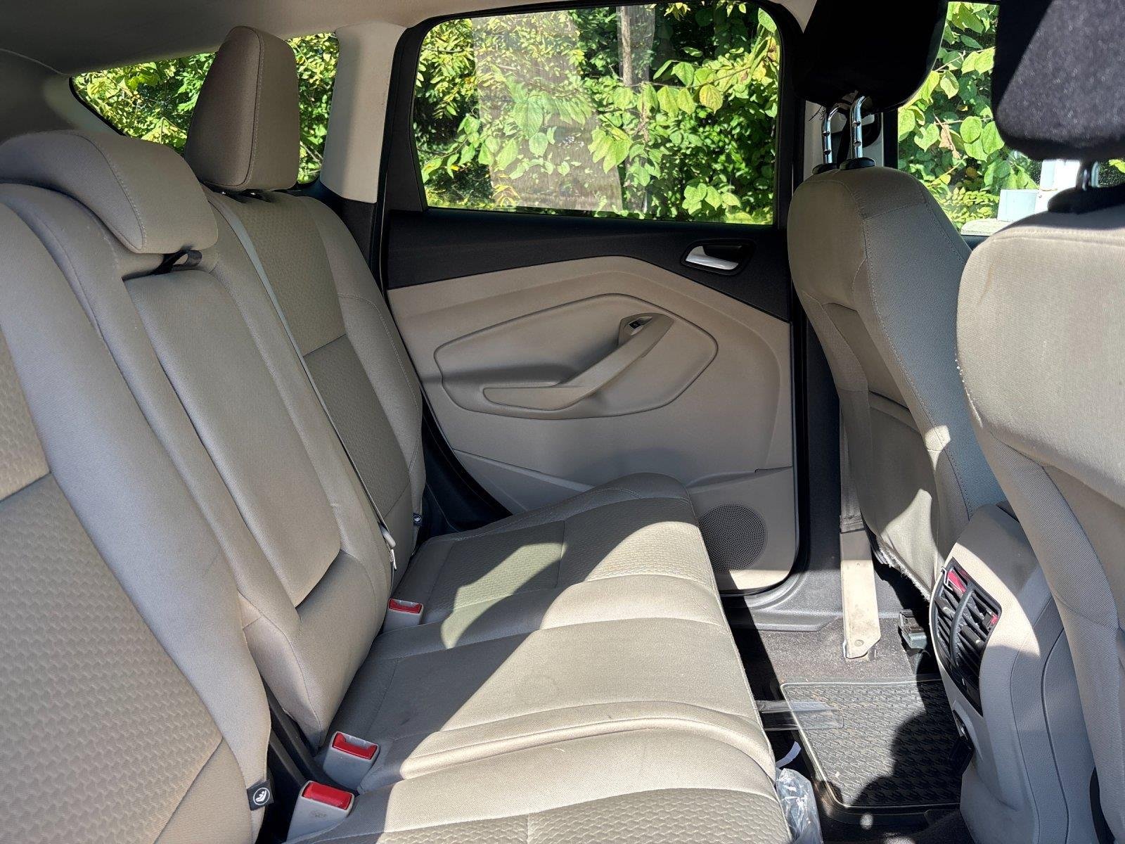 Used 2017 Ingot Silver Ford SE image 37