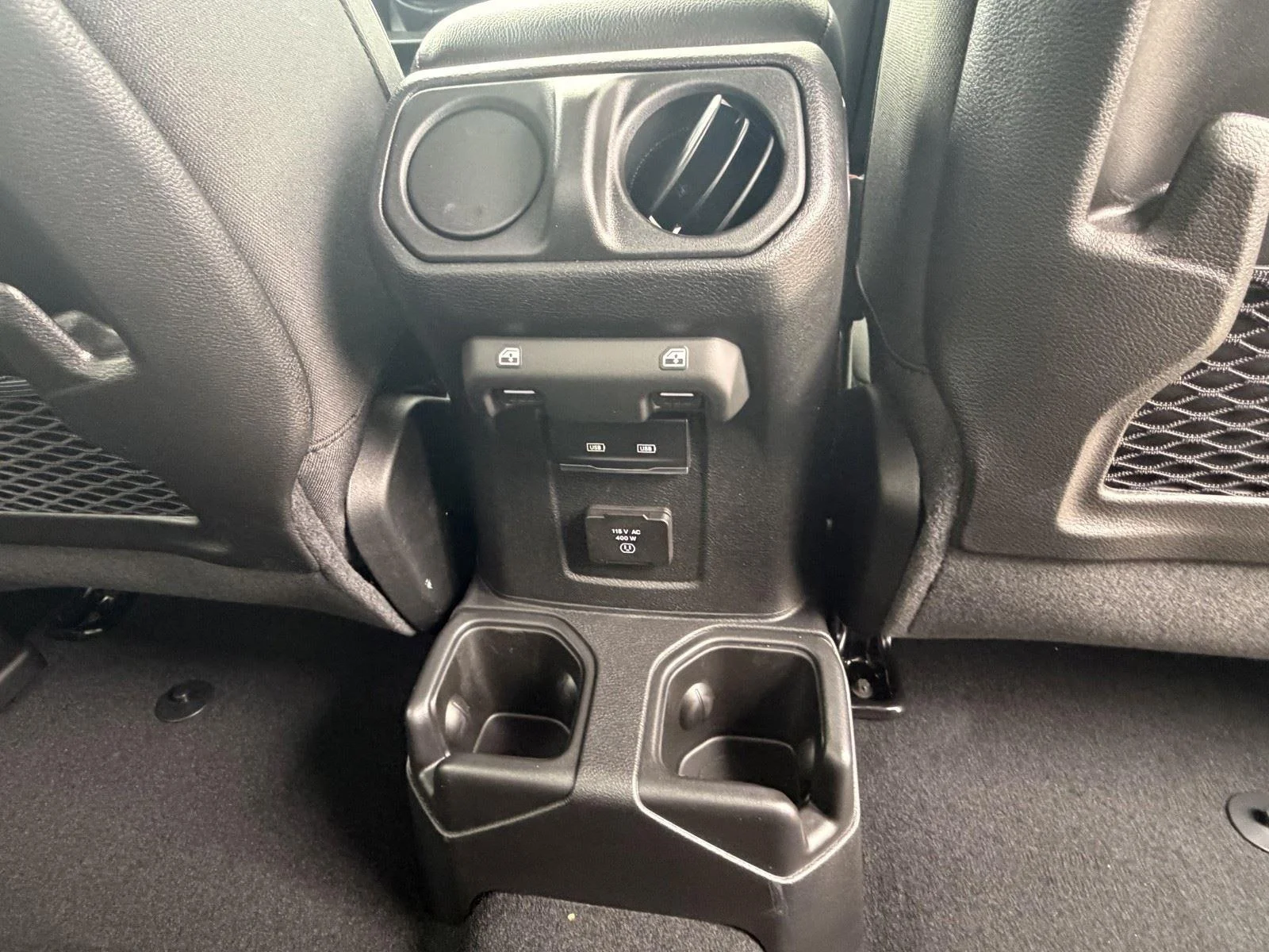 New 2026 Black Clear-Coat Exterior Paint Jeep Mojave image 9