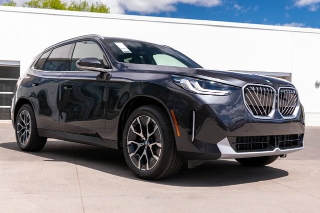 New 2026 Dark Graphite Metallic BMW 30 xDrive image 8