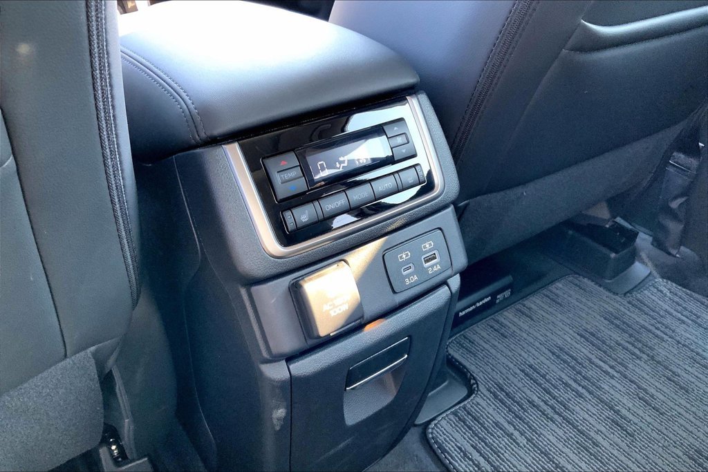 Used 2026 White Subaru Onyx Edition Touring image 10