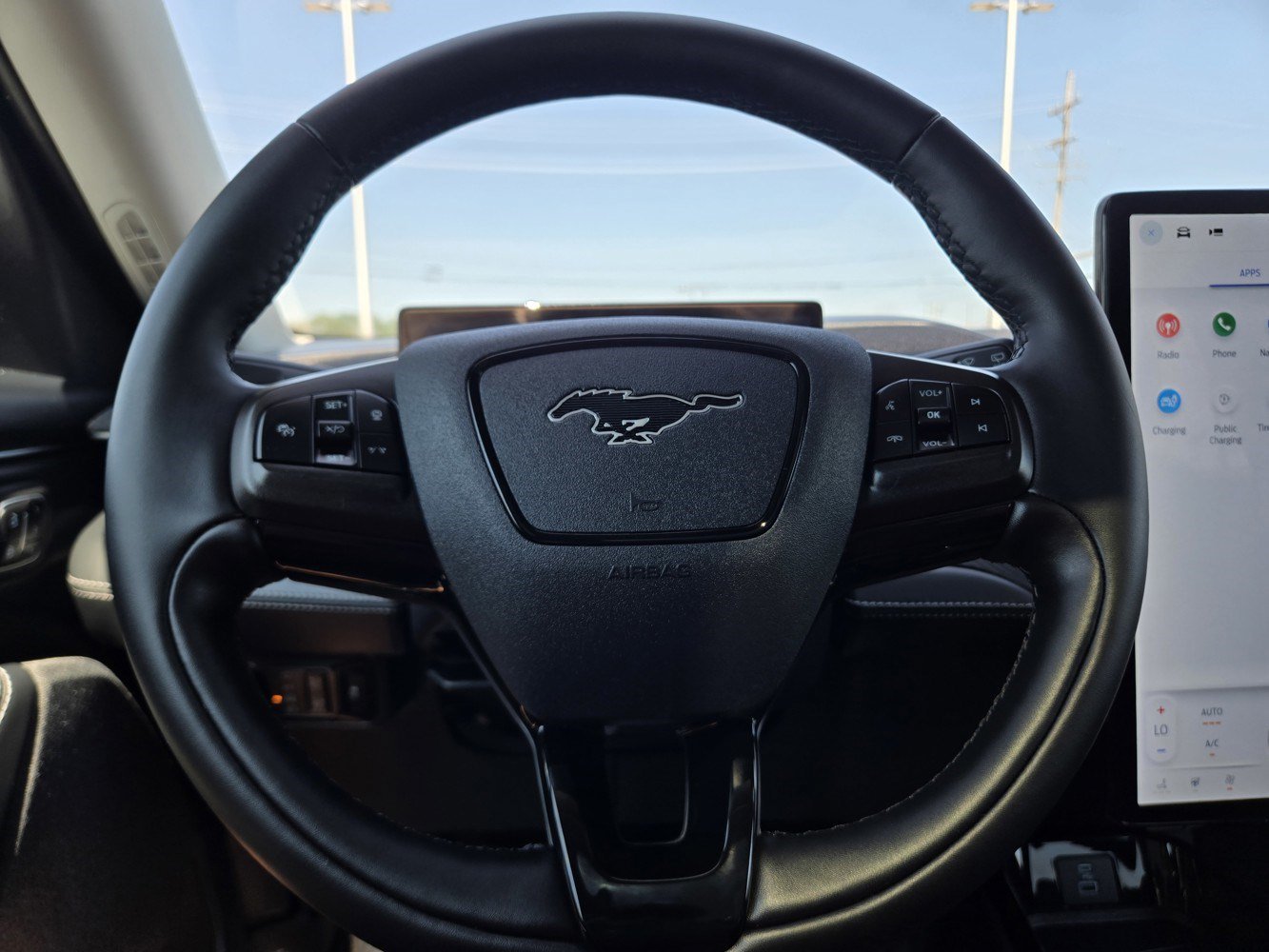 Used 2024 White Ford Premium image 21