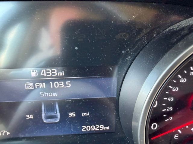 Used 2024 Red Kia LX image 14