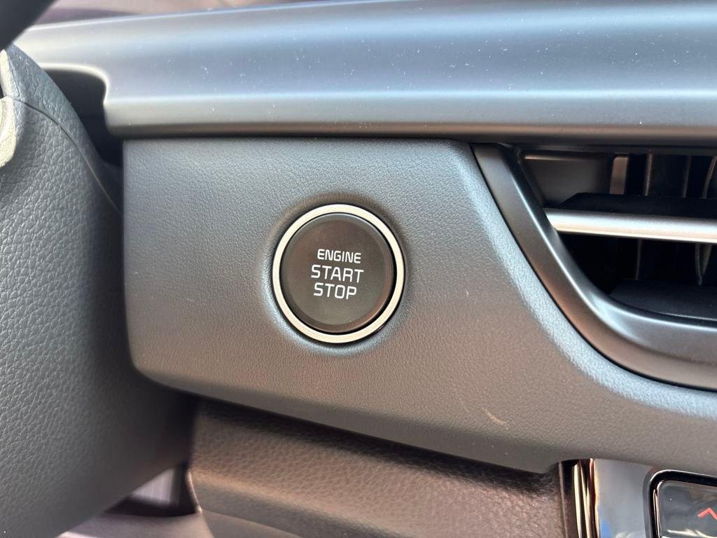 2026 Kia Seltos EX - Photo 18