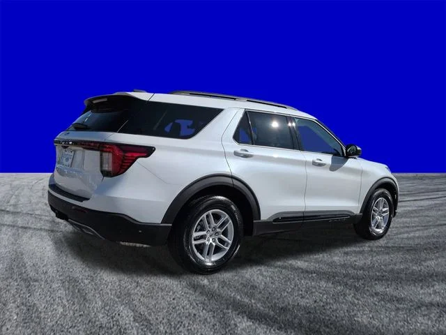 New 2026 Star White Metallic Tri-Coat Ford Active image 4