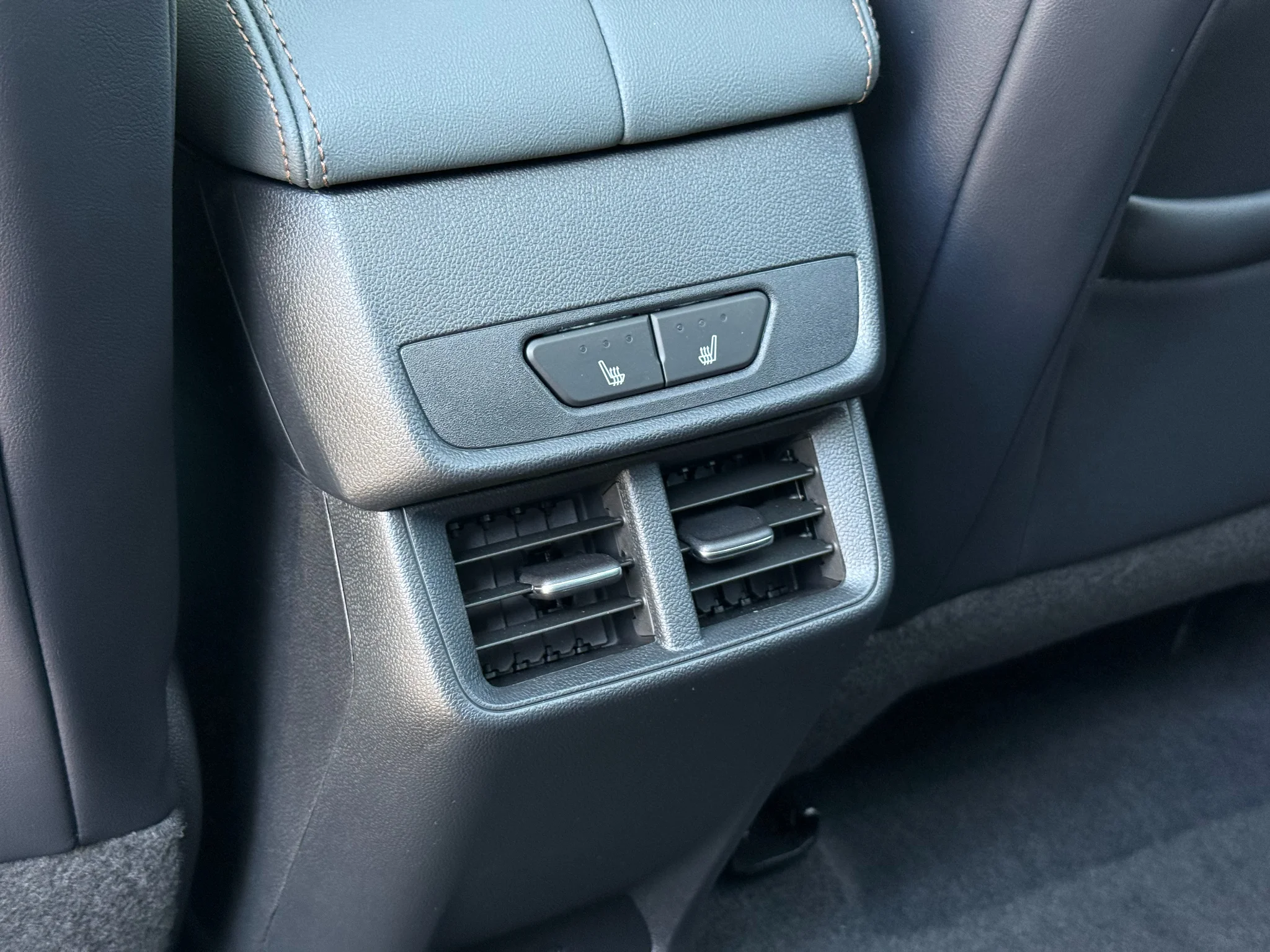 2027 GMC Terrain AT4 - Photo 26