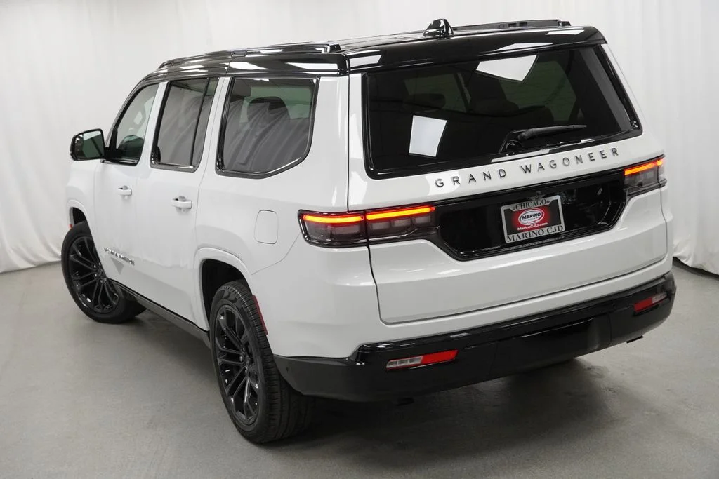 Used 2024 White Jeep Series III image 12
