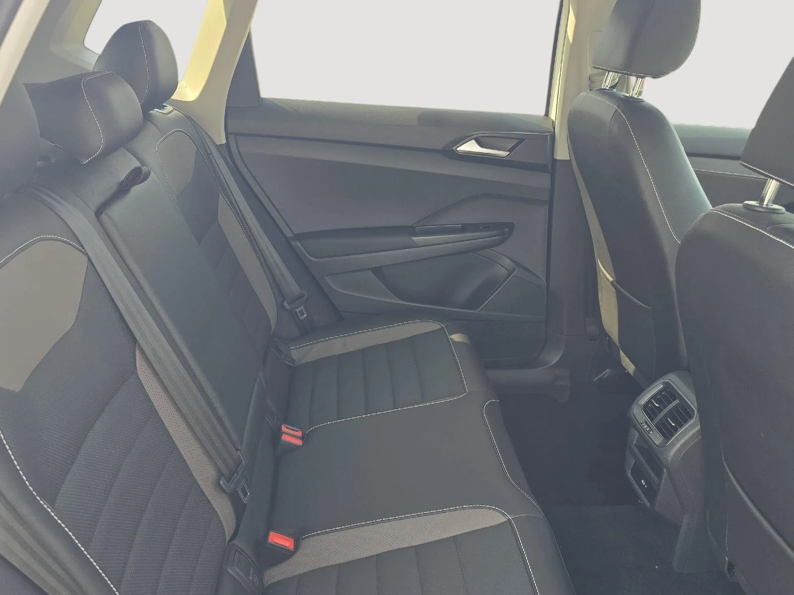Certified Used 2023 WHITE Volkswagen SEL image 22