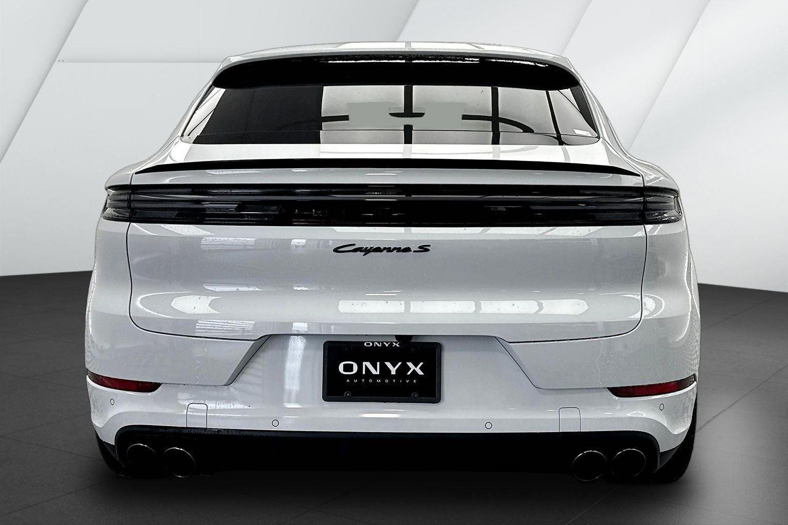 Used 2025 White Porsche S E-Hybrid image 6