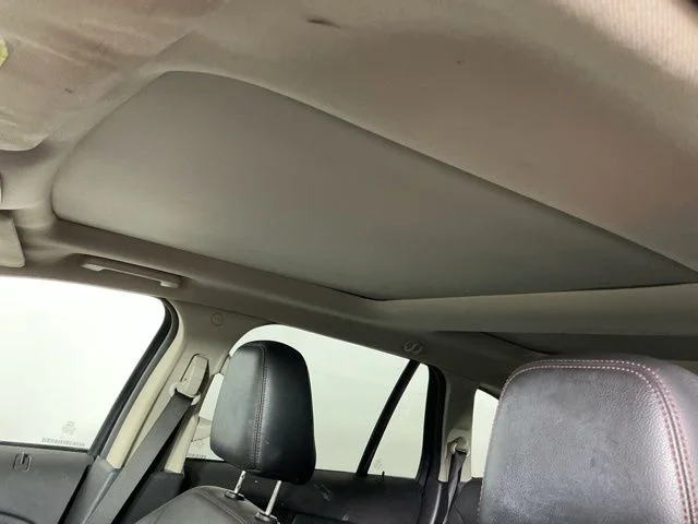 Used 2011 Blue Ford SEL image 10