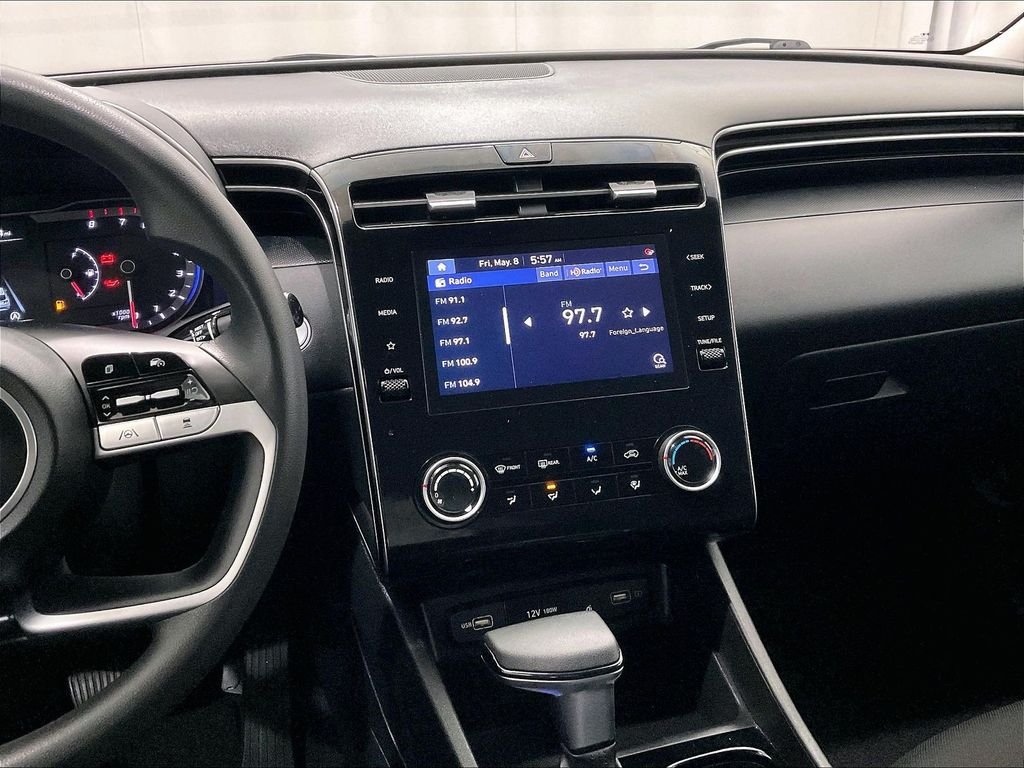 Used 2023 Amazon Gray Hyundai SEL image 18