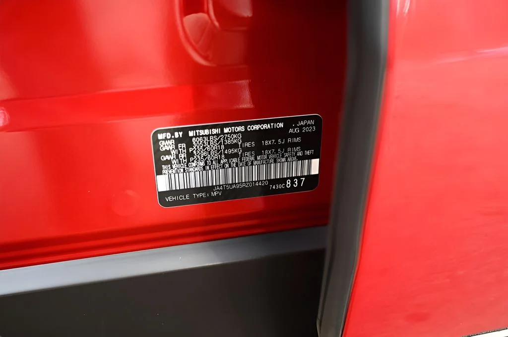 Used 2024 Red Mitsubishi ES image 55
