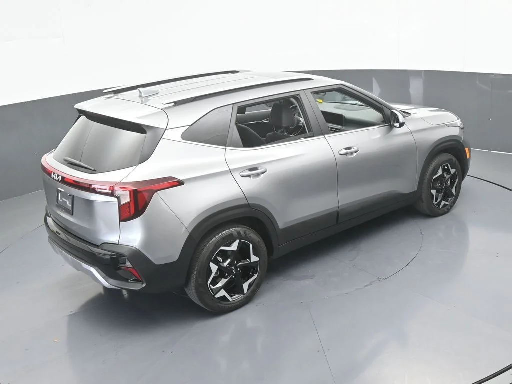 Used 2025 Steel Gray Kia EX image 48