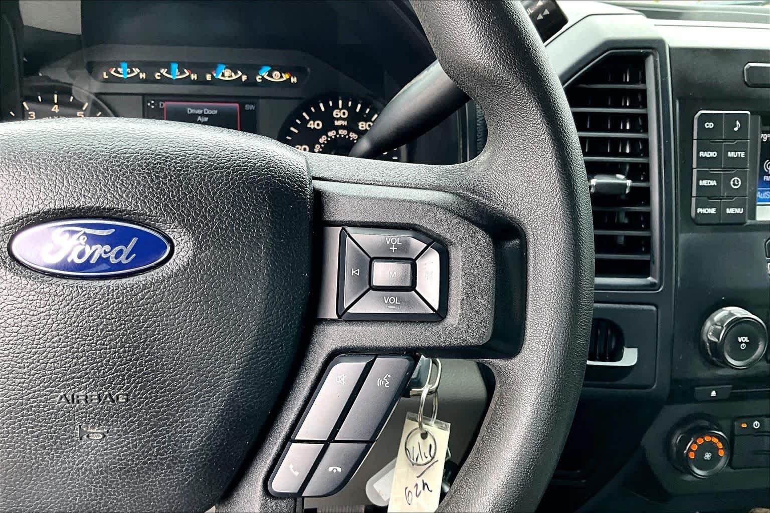 Used 2015 Magnetic Metallic Ford XL image 25