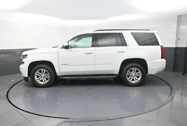 Used 2017 White Chevrolet LS image 5
