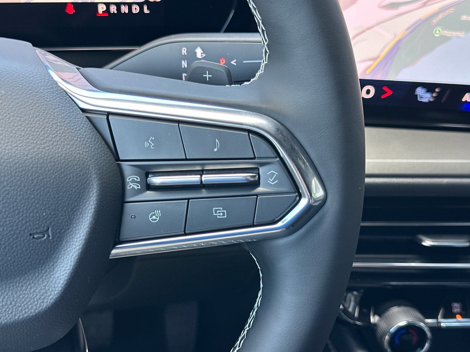 New 2027 Sterling Gray Metallic Chevrolet LT image 28