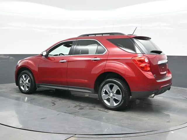 Used 2015 Red Chevrolet LT image 3