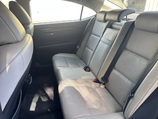 Used 2014 Black Lexus 350 image 13