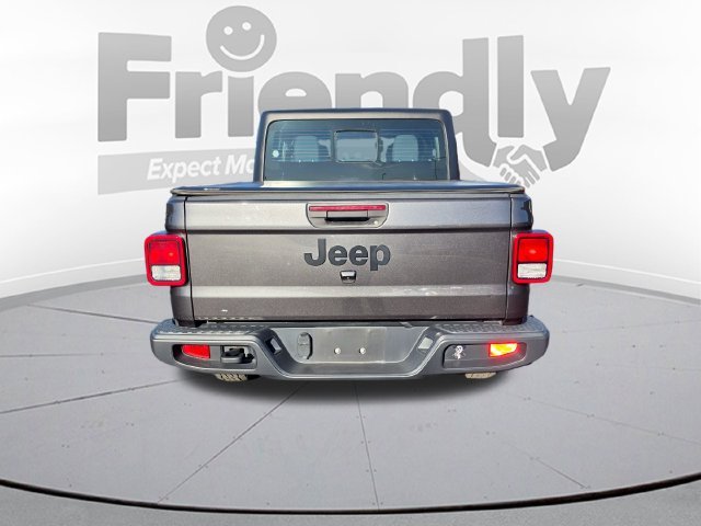Used 2022 Gray Jeep Sport image 6