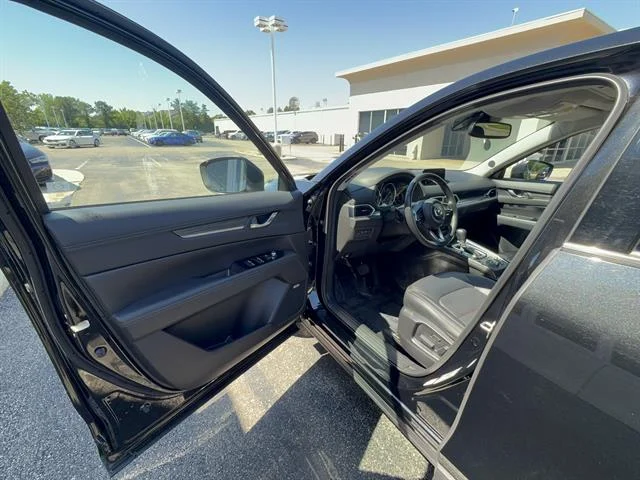 Used 2018 Jet Black Mica Mazda Grand Touring image 7